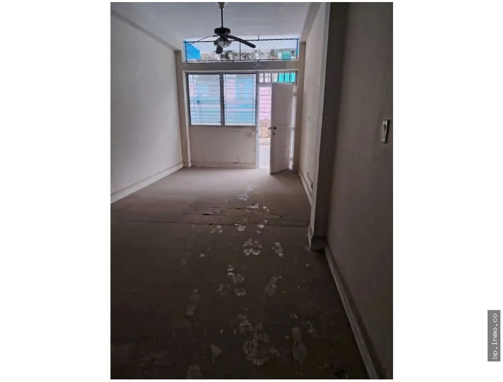 EDIFICIO EN CASCO VIEJO DISPONIBLE