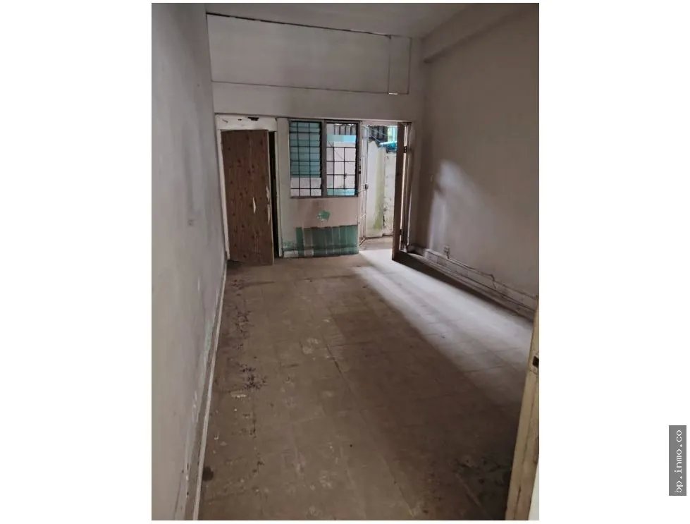 EDIFICIO EN CASCO VIEJO DISPONIBLE