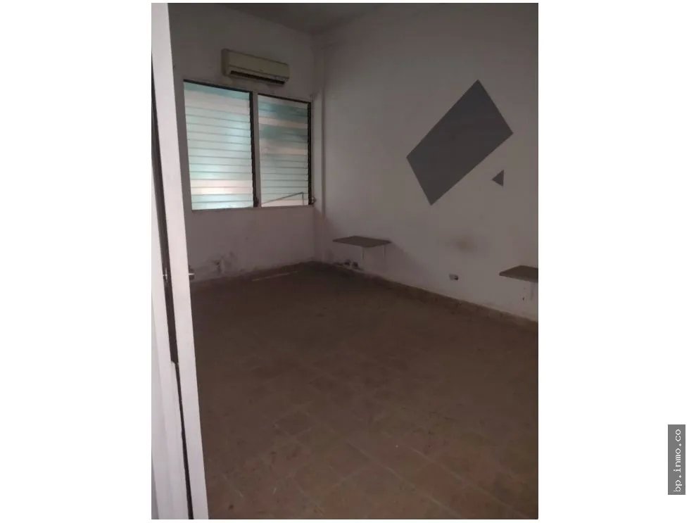 EDIFICIO EN CASCO VIEJO DISPONIBLE