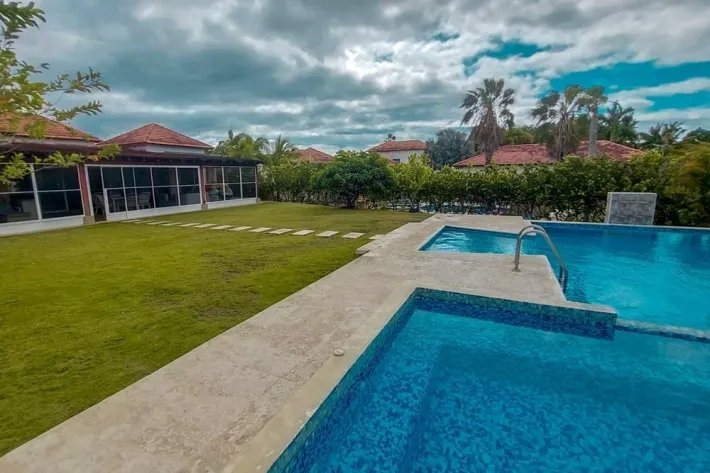 Se vende casa en Río Hato, Coclé