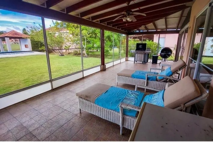 Se vende casa en Río Hato, Coclé