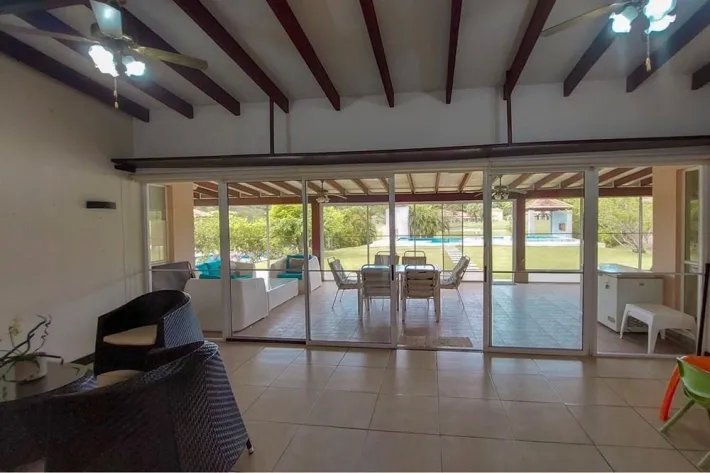 Se vende casa en Río Hato, Coclé
