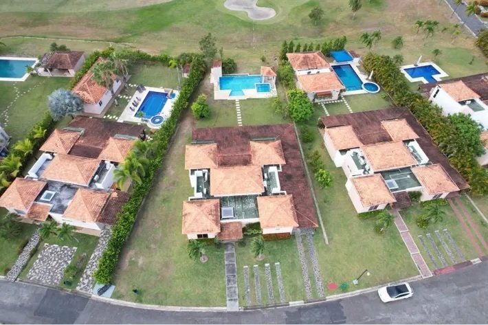 Se vende casa en Río Hato, Coclé