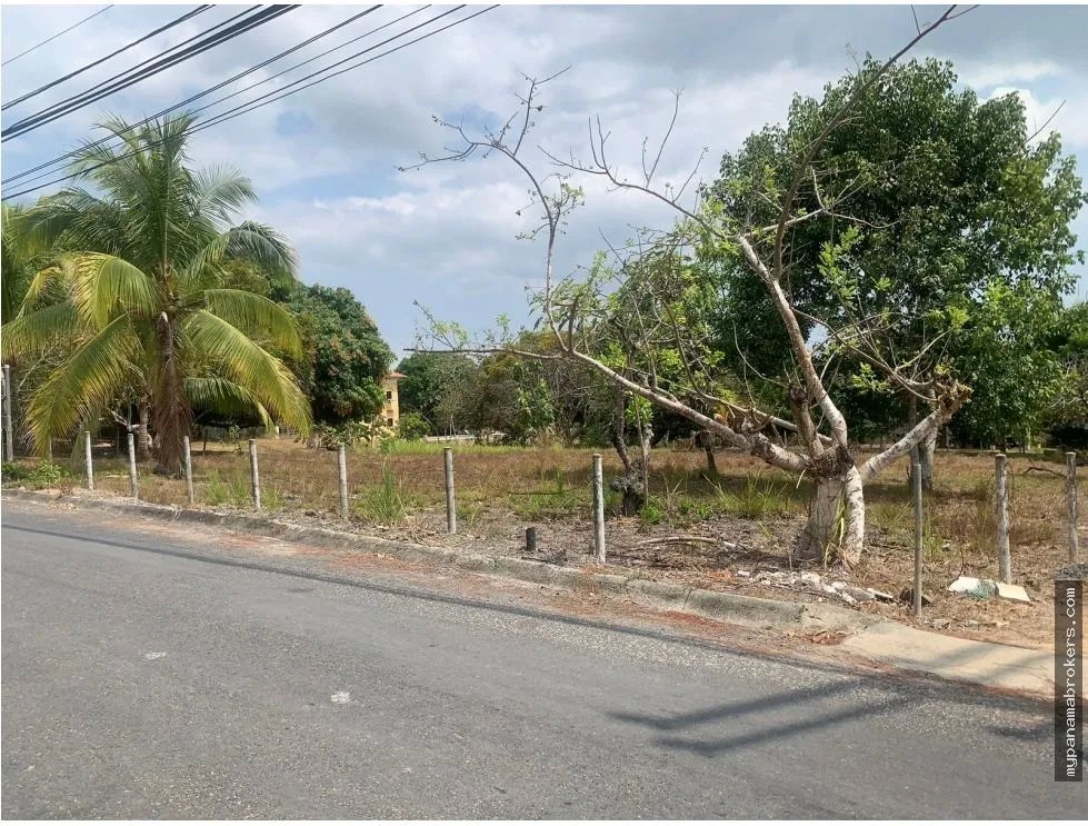 Land Las Guias de Oriente