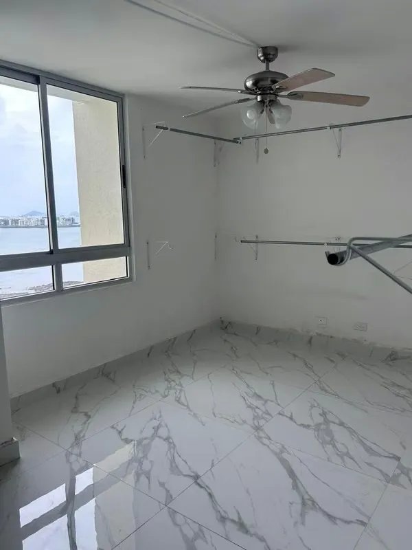 NET APARTMENT IN SAN FRANCISCO PH TERRAWIND - WHITE LINE