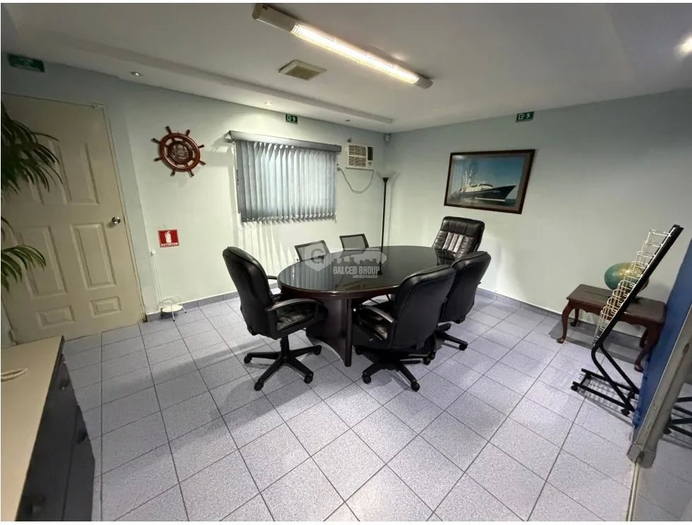 SE VENDE OFICINA ANCON BALBOA LA BOCA 260M AIRE ACONDICIONADO DUPLEX