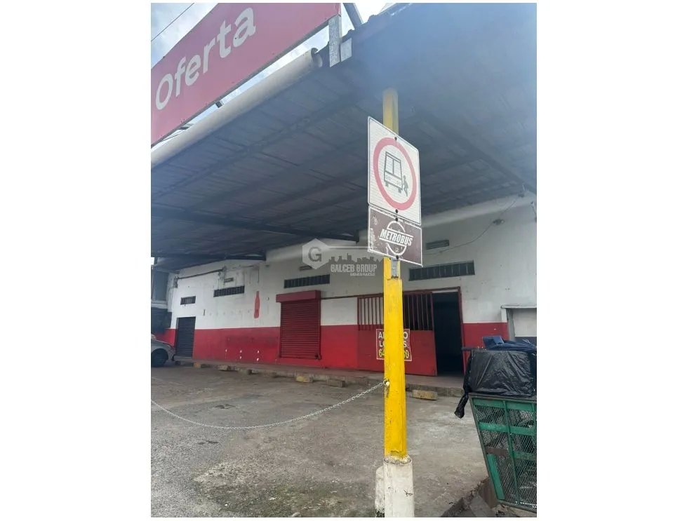 SE ALQUILA LOCAL PEDREGAL 265M 7 PARKING AMPLIO ESPACIO ESQUINA