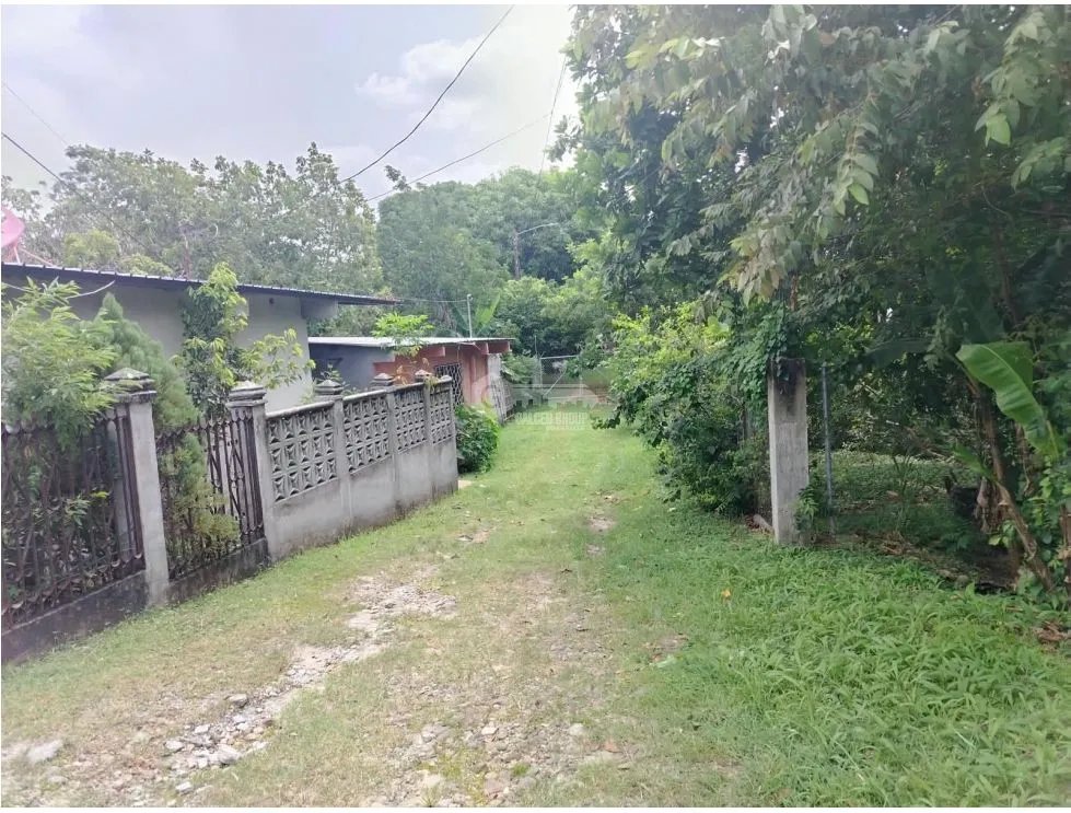 SE VENDE CASA EN SAN CARLOS 724 M2 CERCADA A MINUTOS DE PLAYAS