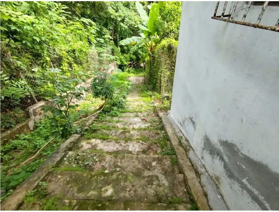 SE VENDE CASA EN SAN CARLOS 724 M2 CERCADA A MINUTOS DE PLAYAS