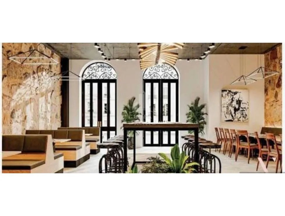 SALE OF COMMERCIAL SPACE IN CASA VARIEDADES CASCO ANTIGUO