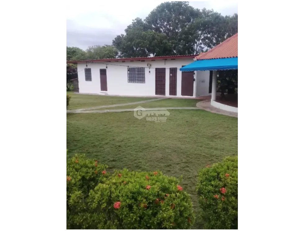 CORONADO / LAS LAJAS / 4 HABITACIONES / PISCINA PRIVADA / ZONAS VERDES