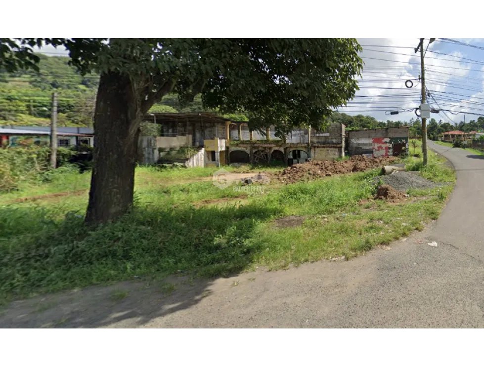 TERRENO COMERCIAL / CAPIRA / SOBRE  VIA INTERAMERICANA / 1,300 M2