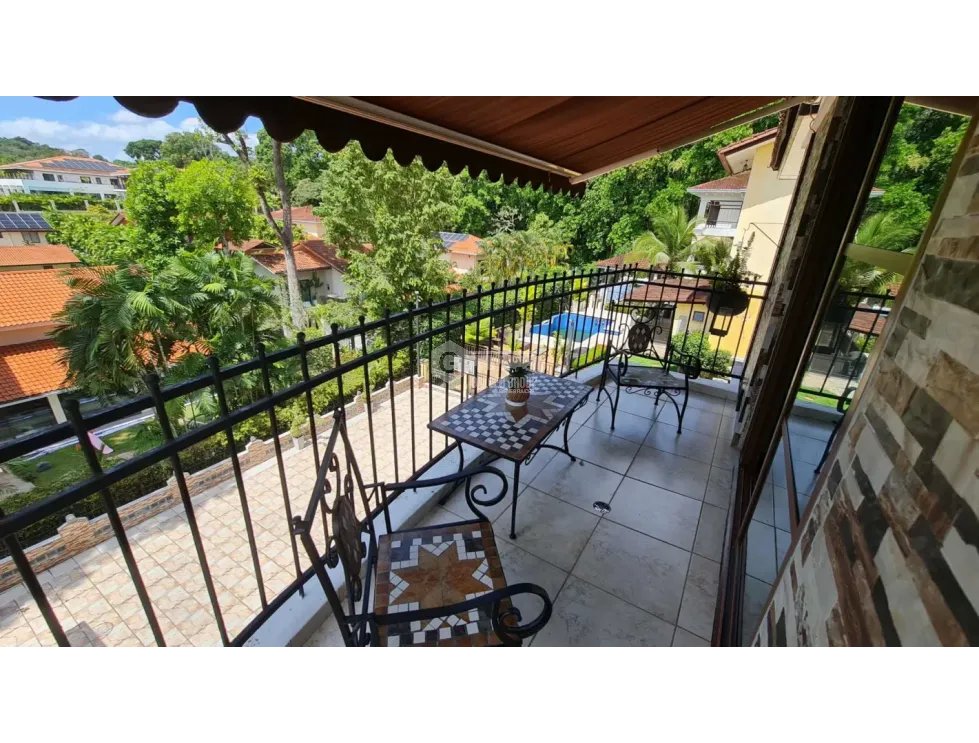 CLAYTON / CAMINO DE CRUCES / 884 M2 / 6 HABITACION / 3 NIVEL / BALCON