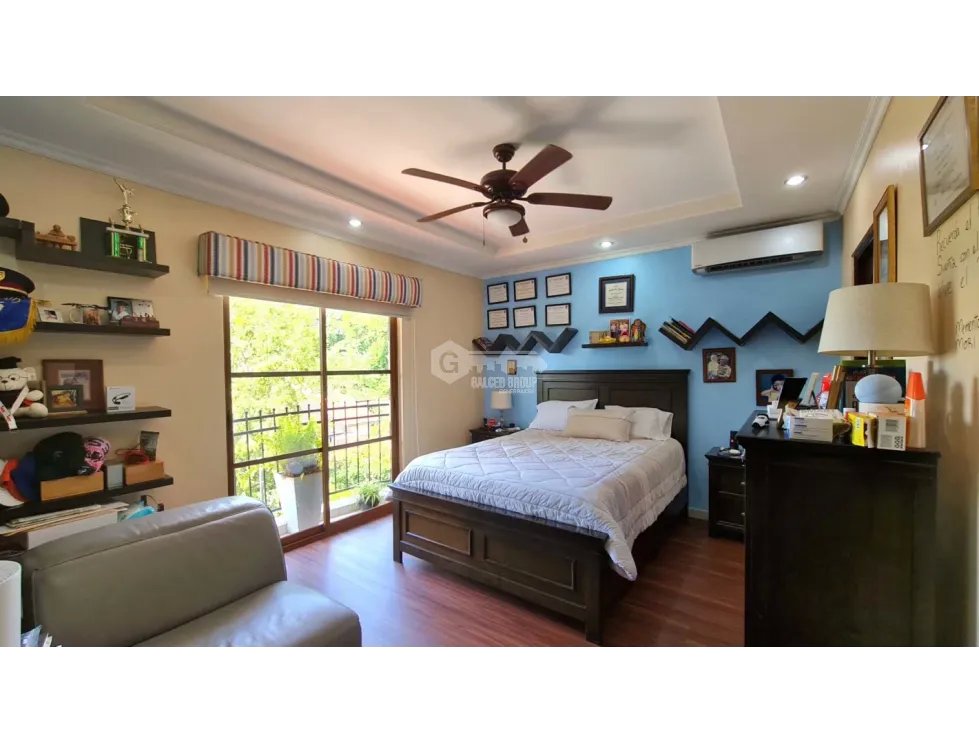 CLAYTON / CAMINO DE CRUCES / 884 M2 / 6 HABITACION / 3 NIVEL / BALCON