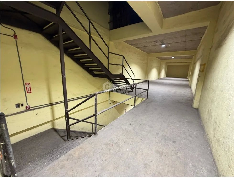 SE ALQUILA BODEGA COLON COMERCIAL FRANCE FIELD 1000M DE 3 NIVELES