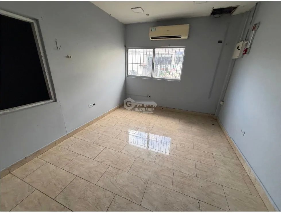 COLON / ZONA LIBRE / GALERA COMERCIAL FRANCE FIELD / 1628M / 2 NIVELES
