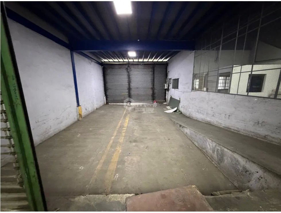 COLON / ZONA LIBRE / GALERA COMERCIAL FRANCE FIELD / 1628M / 2 NIVELES