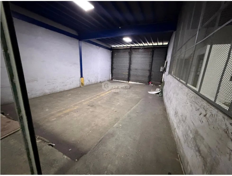 COLON / ZONA LIBRE / GALERA COMERCIAL FRANCE FIELD / 1628M / 2 NIVELES