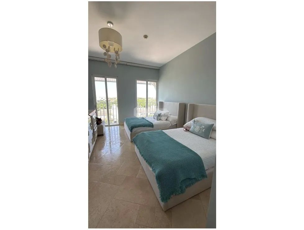 SE VENDE APARTAMENTO 289M EN PUNTARENA OCEAN VILLAGE CON BALCON