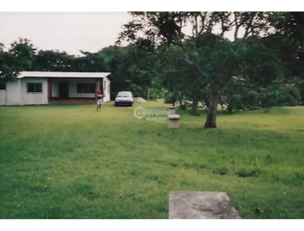 SAN CARLOS / PUNTA BARCO / 2,423 M2 / 2 BEDROOMS / SPACIOUS GARDEN