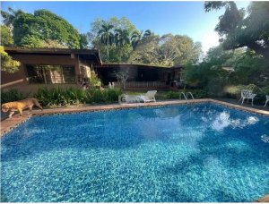 LAS CUMBRES / 3502M2 / 5 HABITACIONES / PISCINA / JARDIN