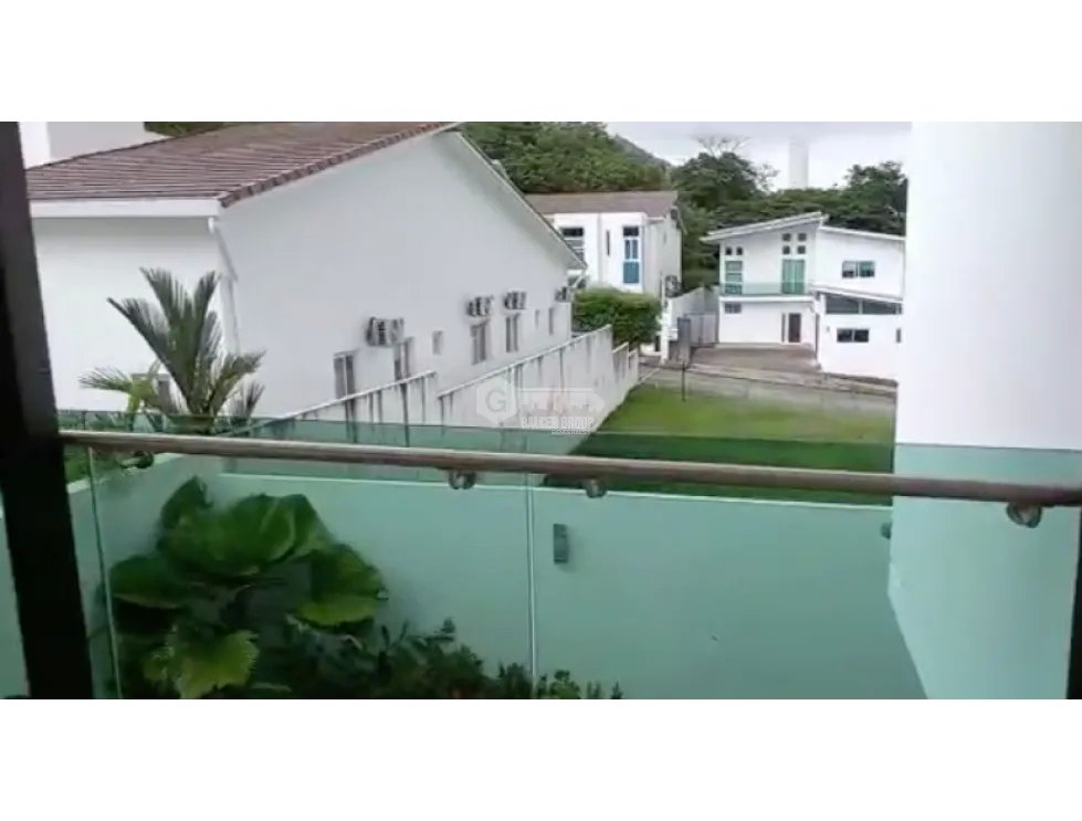 ALTOS DE PANAMA / HORIZONTES / 4 HABITACIONES / TERRAZA