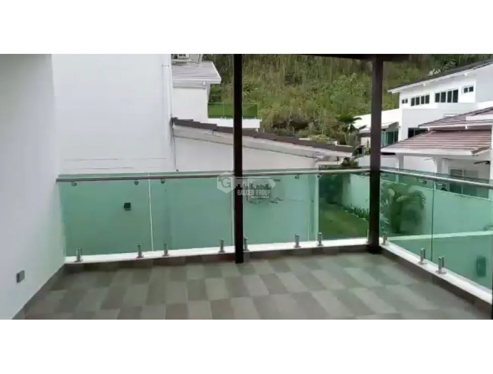ALTOS DE PANAMA / HORIZONTES / 4 HABITACIONES / TERRAZA