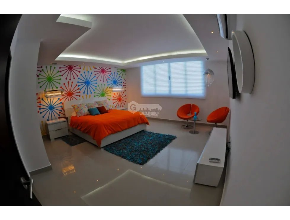 PLAYA BLANCA / 900 M2 / 9 HABITACION / 10 BAÑOS / 2 JACU / PISCINA