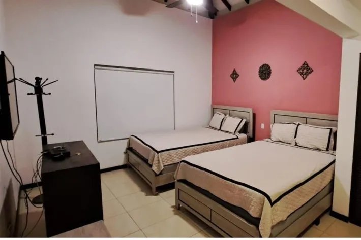 Se alquila casa con piscina en Villas del Decameron, Panamá