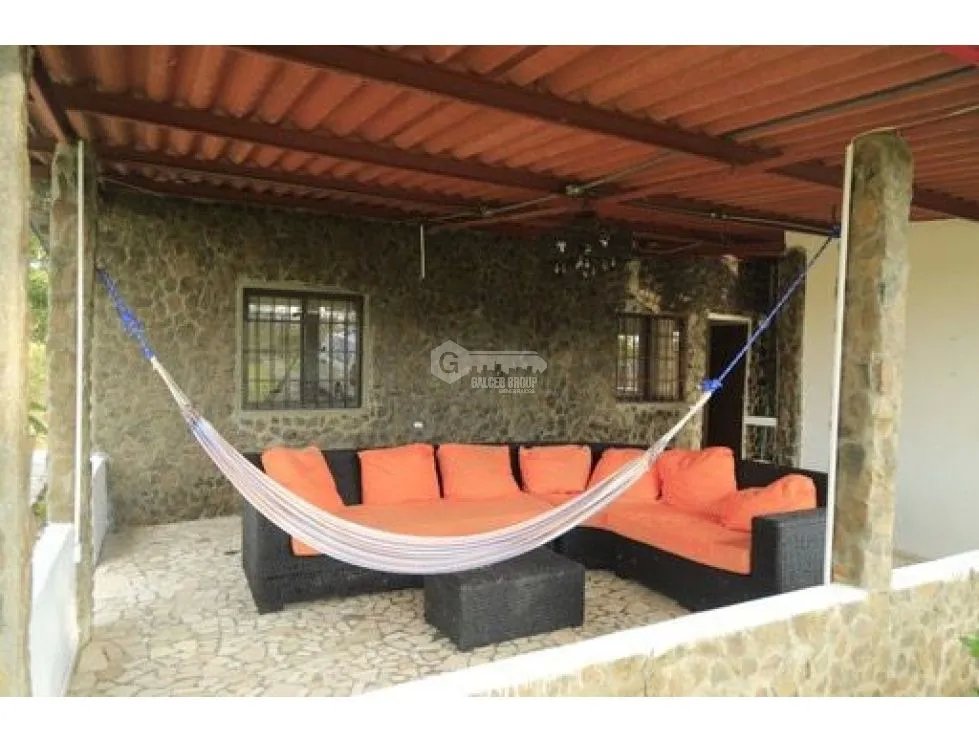 SE ALQUILA CASA 1250 M2 EN CHAME NUEVA GORGONA CON PISCINA AMOBLADA