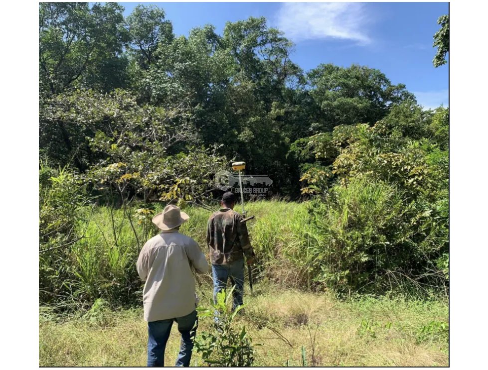 SE VENDE AMPLIO TERRENO 132 HECTAREAS EN COCLE ANTON FRENTE AL MAR