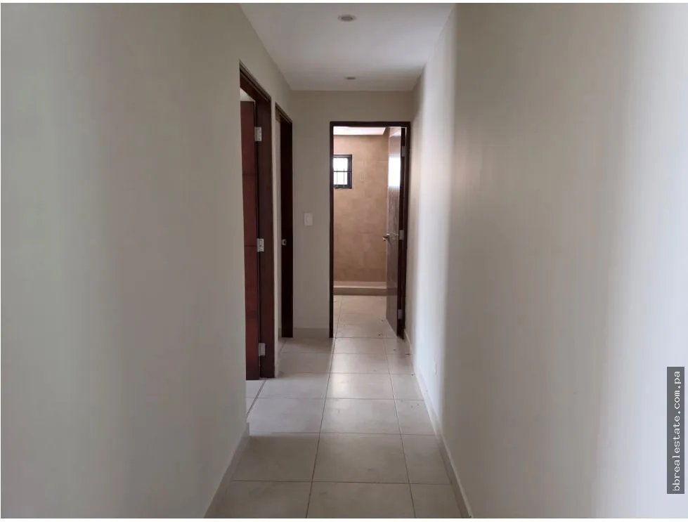 Venta de apartamento en PH Embassy Club, Clayton