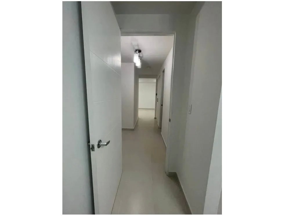 Apartment for Rent in PH Torres de Versalles I. MY