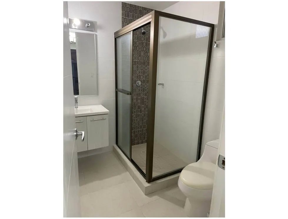 Apartment for Rent in PH Torres de Versalles I. MY