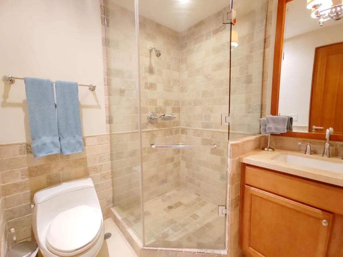 Elegante Apartamento en Buenaventura con Vista al Lago y la Naturaleza