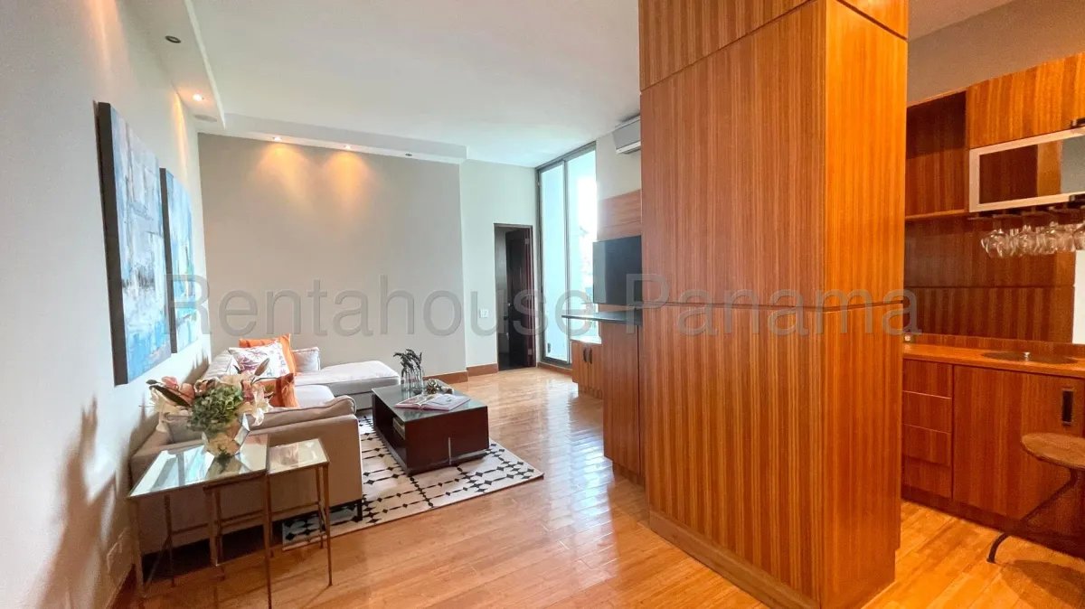 Alquiler de Espectacular Apartamento Con Amplia Terraza en Amador 26*8206Mfk