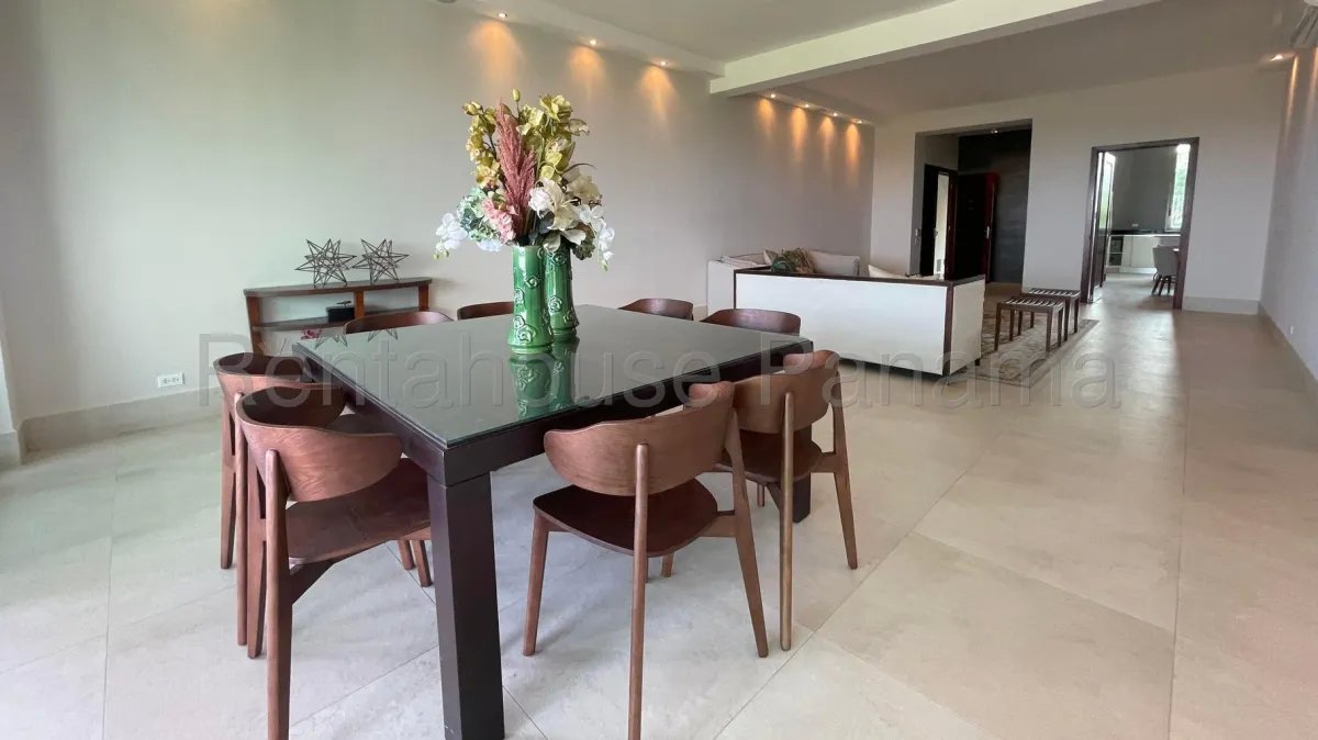 Alquiler de Espectacular Apartamento Con Amplia Terraza en Amador 26*8206Mfk
