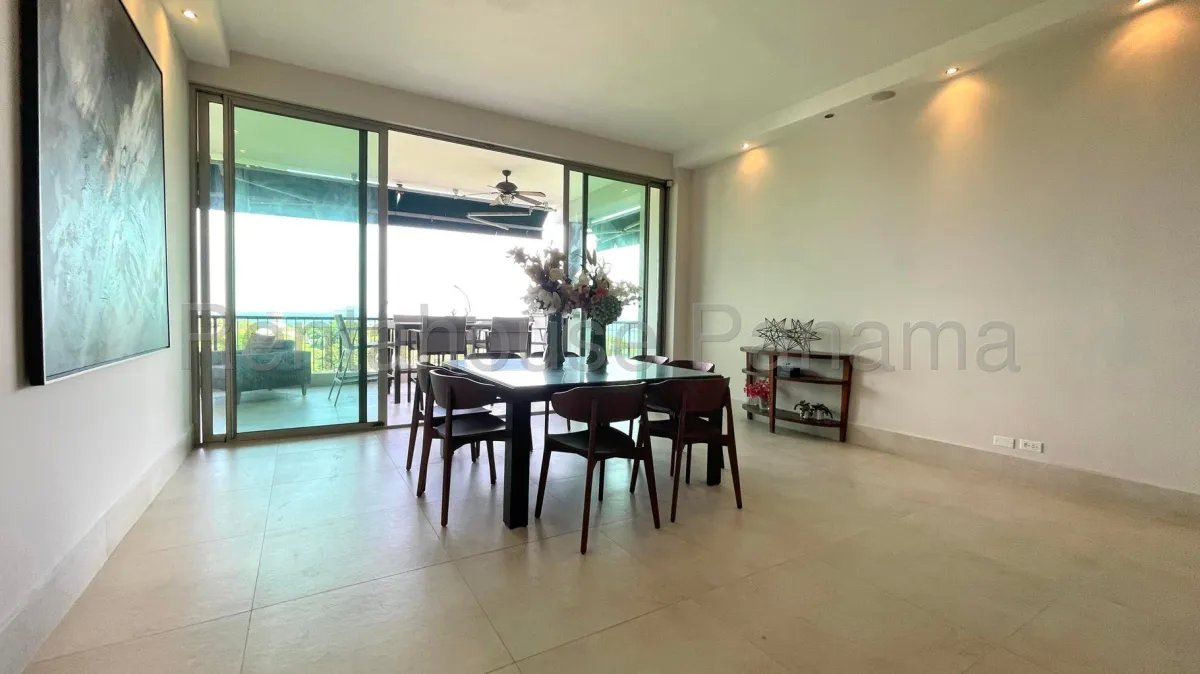 Alquiler de Espectacular Apartamento Con Amplia Terraza en Amador 26*8206Mfk