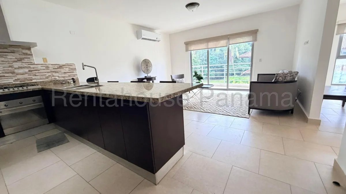 Amplio Apartamento en Venta en Panama Pacifico 27*2014Mfk