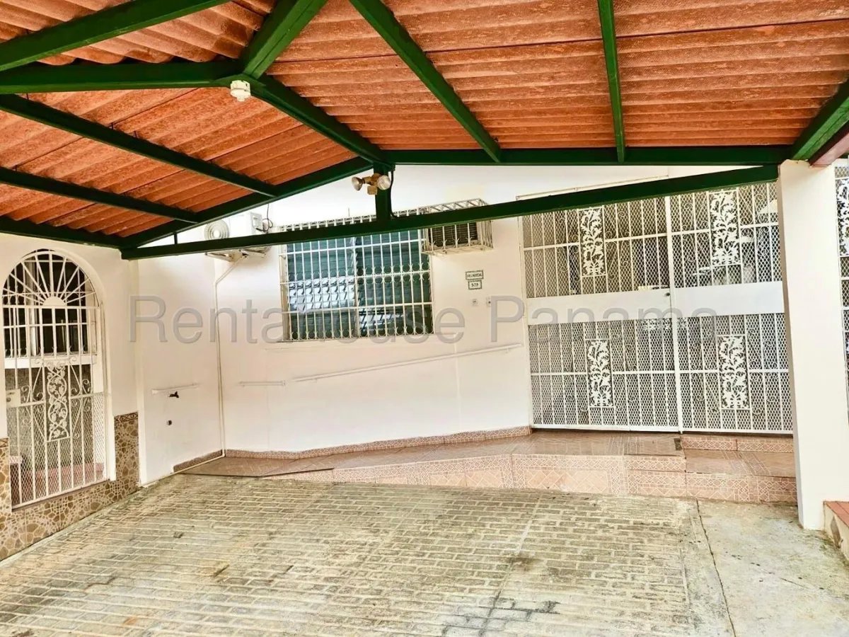 Venta de Casa Remodelada en Villa Lucre 27*2032Mfk