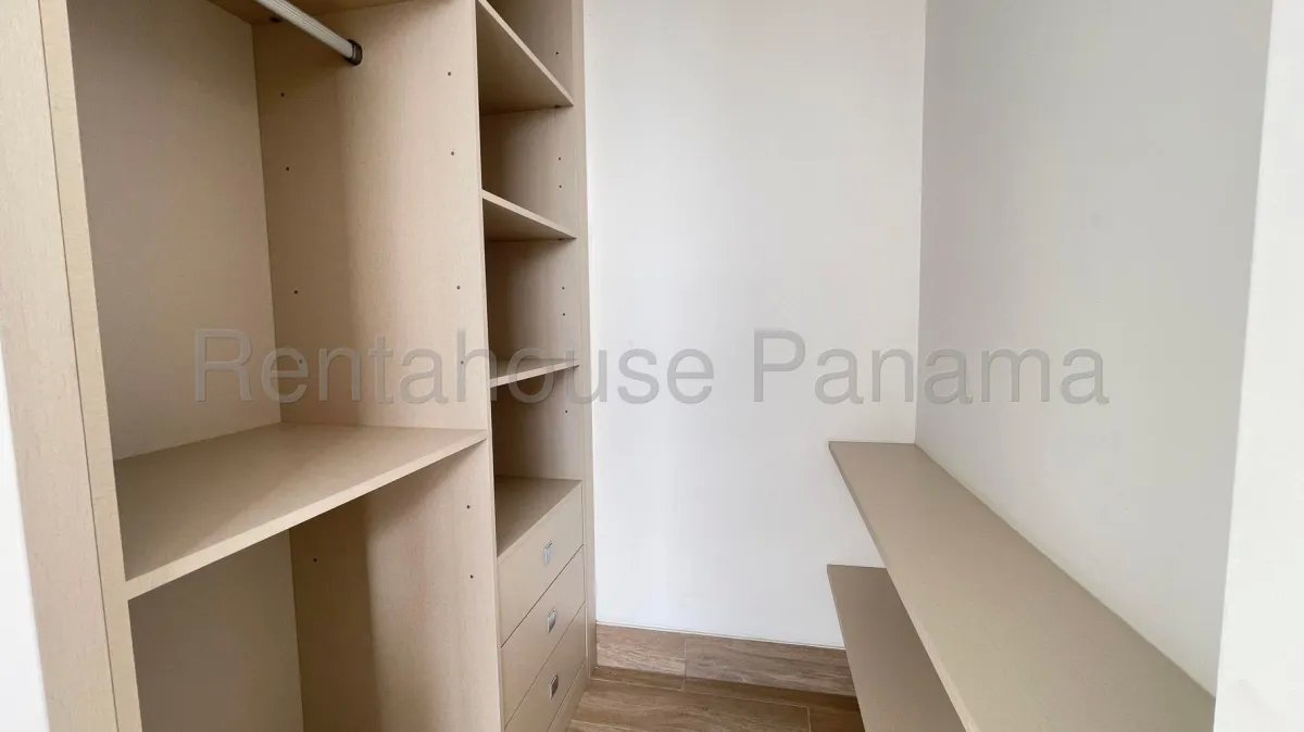 Apartamento en Venta en Hato Pintado 25*6196Mfk