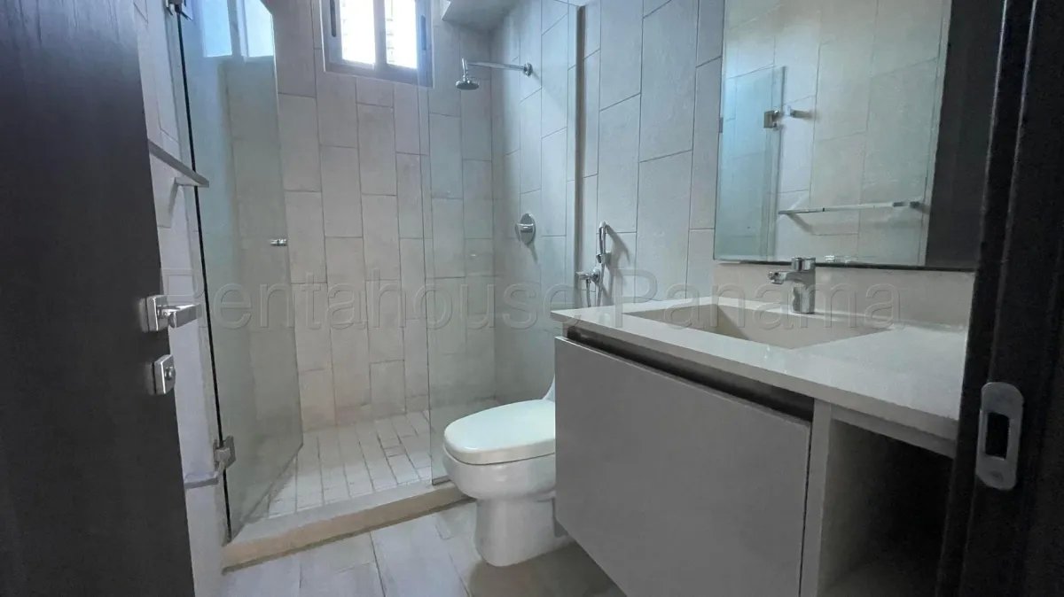Exclusivo Apartamento en Venta en Coco del Mar 27*223Mfk
