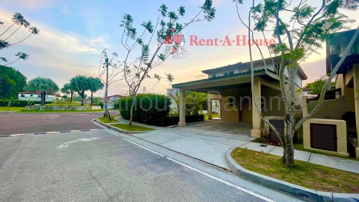Venta de Amplia Casa en Panama Pacifico 26*2698Mfk