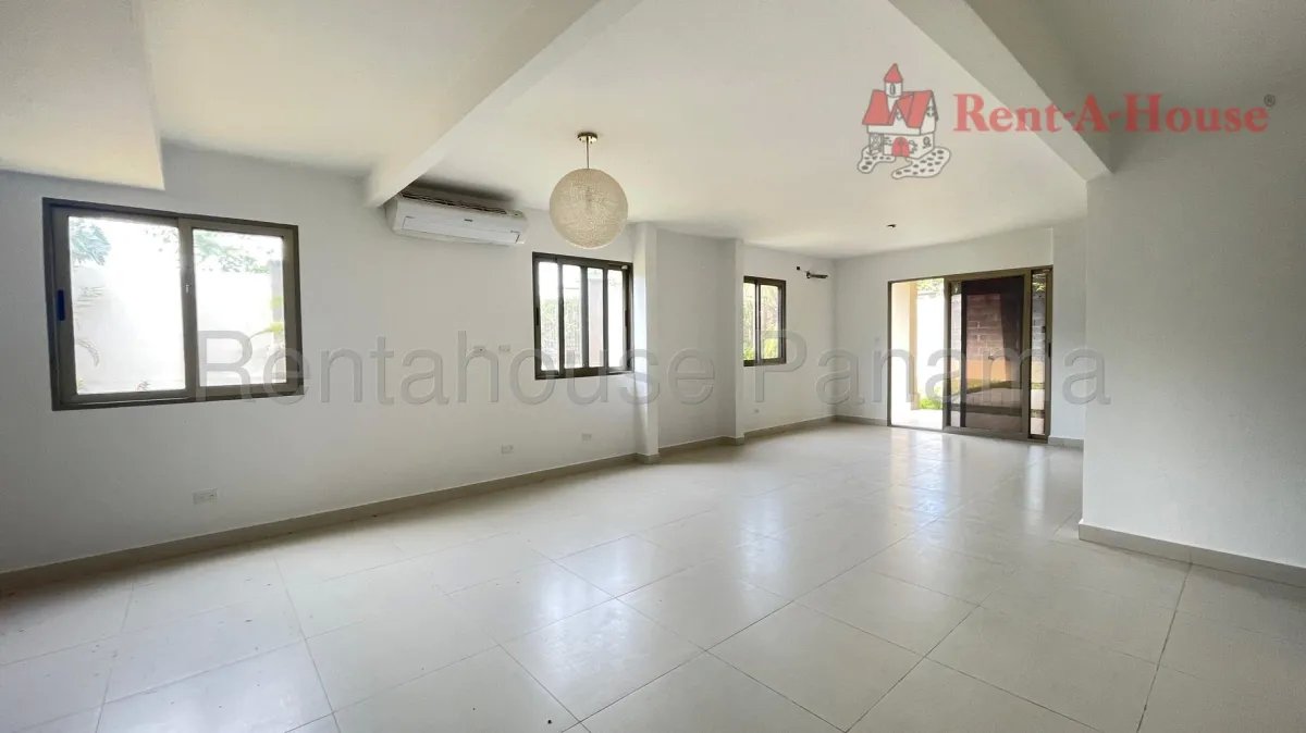 Venta de Amplia Casa en Panama Pacifico 26*2698Mfk