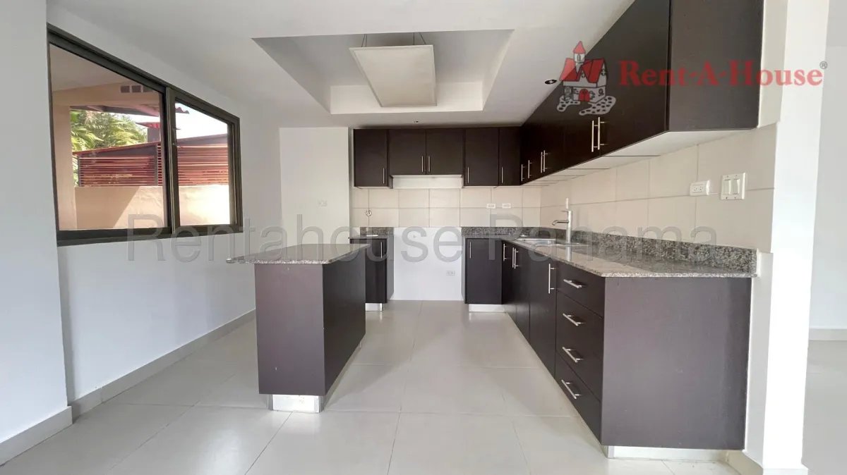 Venta de Amplia Casa en Panama Pacifico 26*2698Mfk