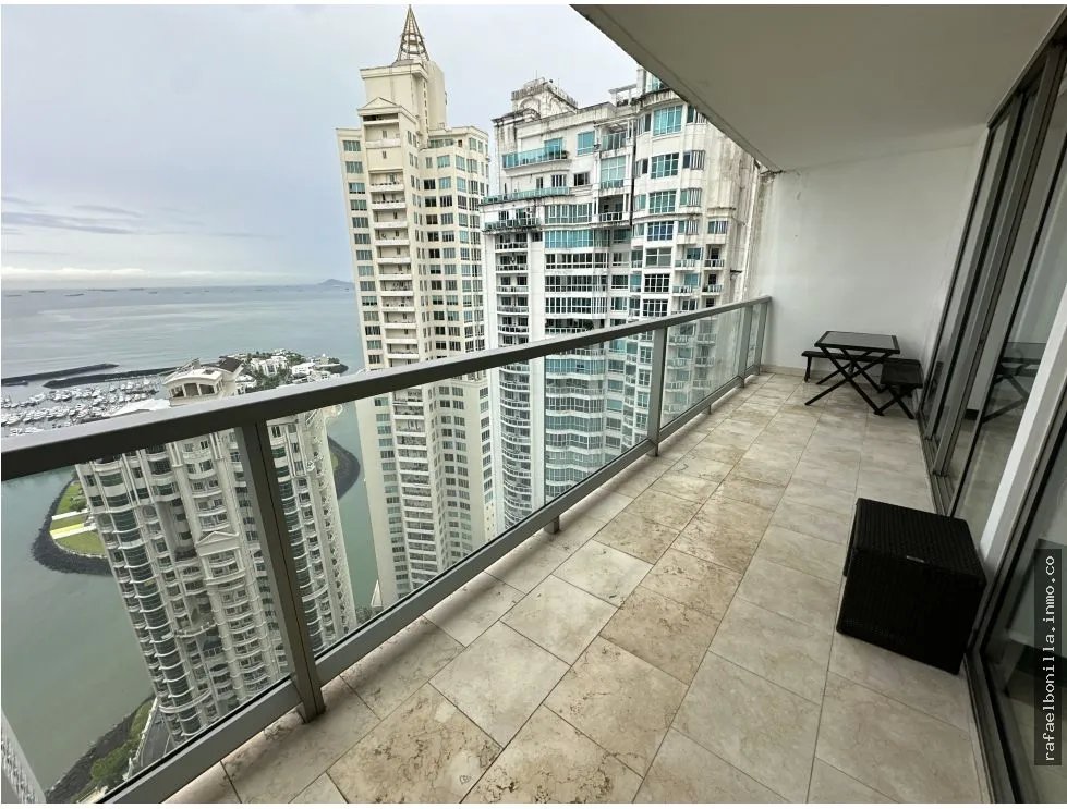 SE VENDE APARTAMENTO EN PUNTA PACÍFICA