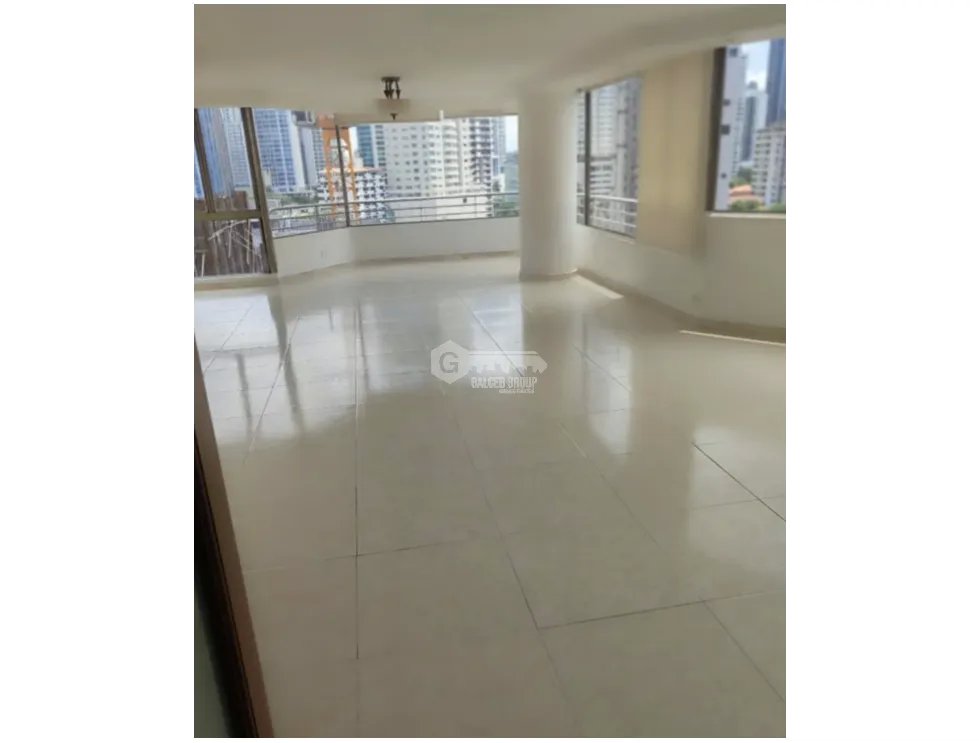 SE VENDE APARTAMENTO MARBELLA TOWER ONE 185M 3 HABITACIONES Y BALCON