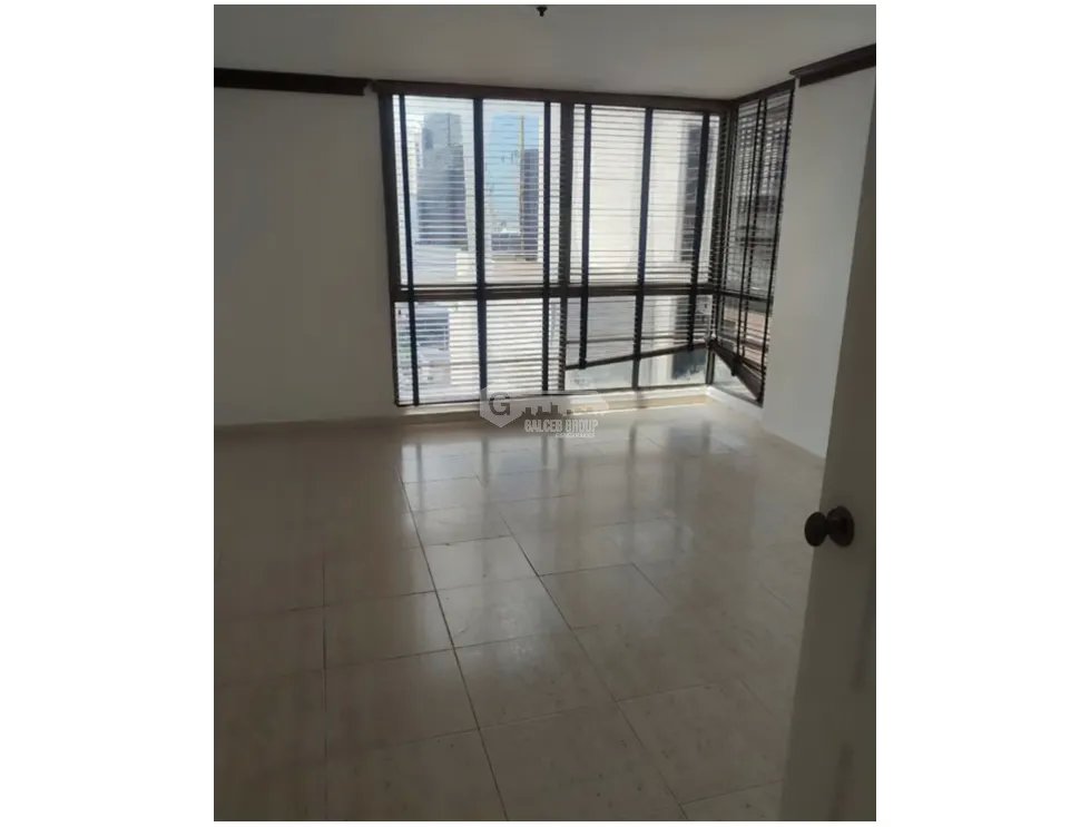 MARBELLA / TOWER ONE / 185M / 3 HABITACIONES / 2 BAÑOS / BALCON