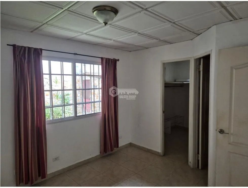 SE VENDE AMPLIA CASA 145 M2 EN ARRAIJAN VILLAS EL CARRIZAL CON TERRAZA