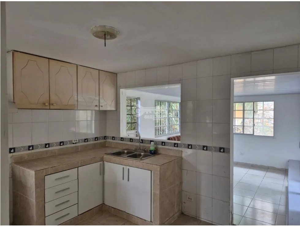 ARRAIJAN / VILLAS EL CARRIZAL / 3 HABITACIONES / 145 M2 / TERRAZA